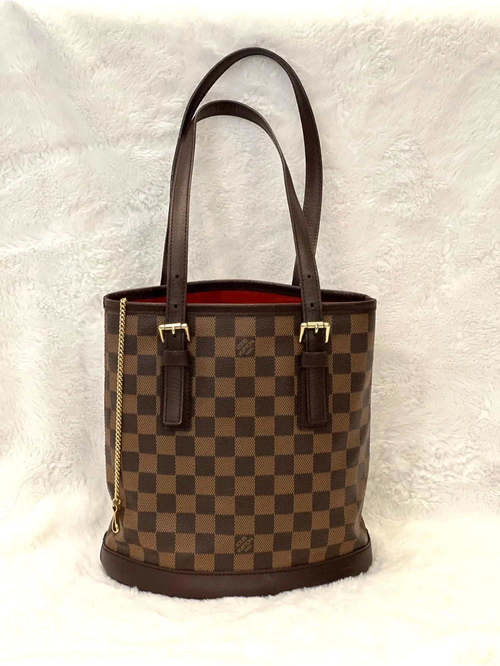 Louis Vuitton Damier Ebene Marais Bucket Bag